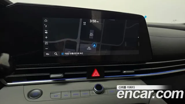 Hyundai Avante — фото 18