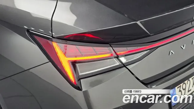 Hyundai Avante — фото 23