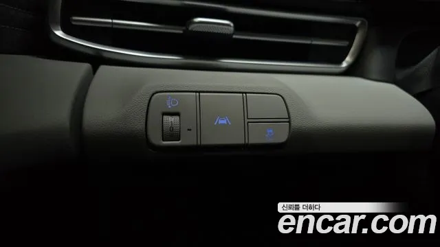 Hyundai Avante — фото 27