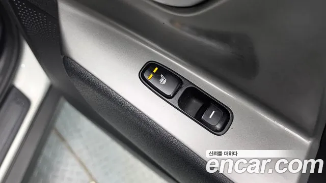 Kia Niro — фото 17
