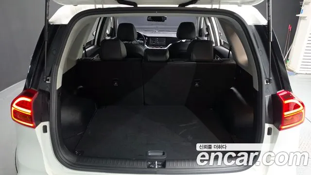 Kia Niro — фото 20