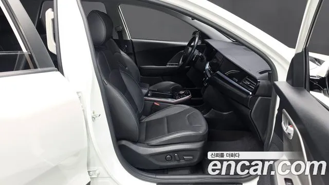 Kia Niro — фото 26
