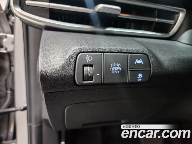 Hyundai Avante — фото 14