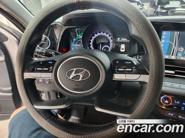 Hyundai Avante — фото 9