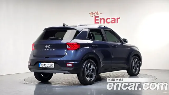 Hyundai Venue — фото 2