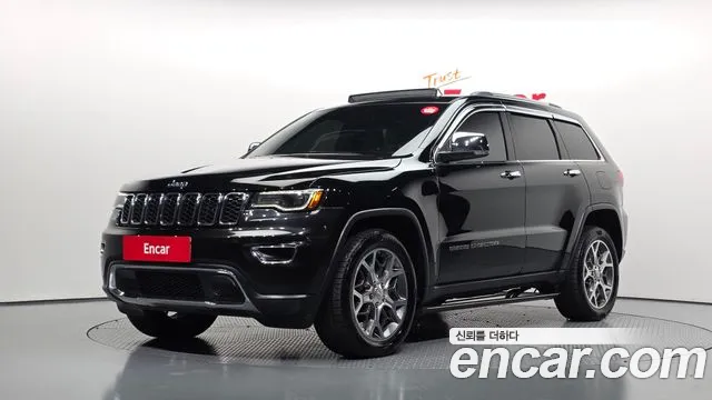 Jeep Cherokee — фото 1