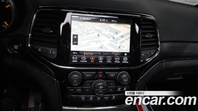 Jeep Cherokee — фото 14