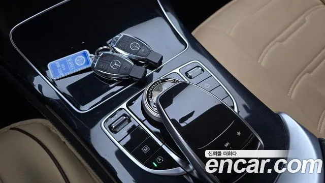 Mercedes-Benz GLC-Class — фото 17