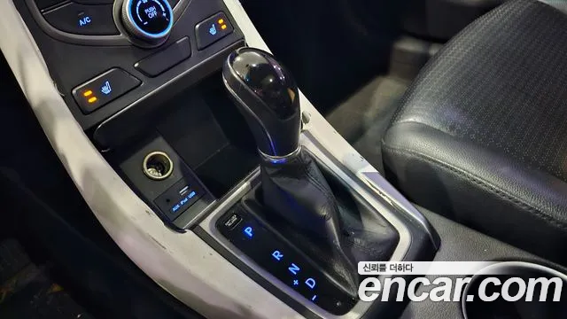 Hyundai Avante — фото 15