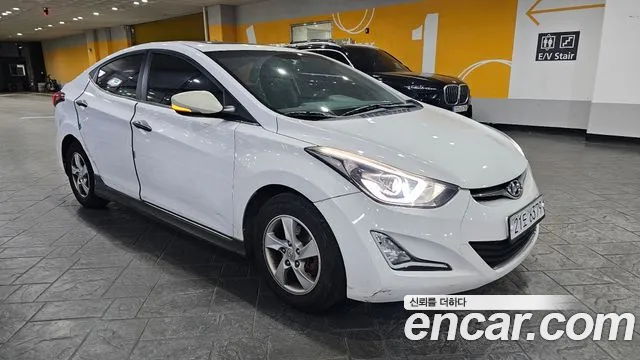 Hyundai Avante — фото 3