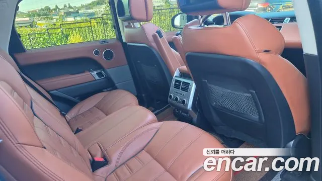 Land Rover Range Rover Sport — фото 12
