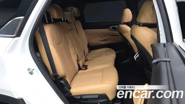 Kia Sorento — фото 12