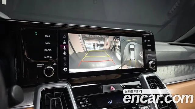 Kia Sorento — фото 15