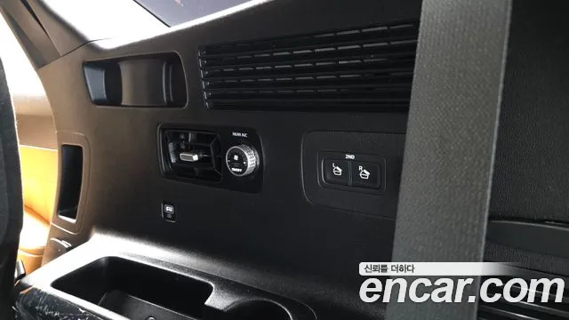 Kia Sorento — фото 28