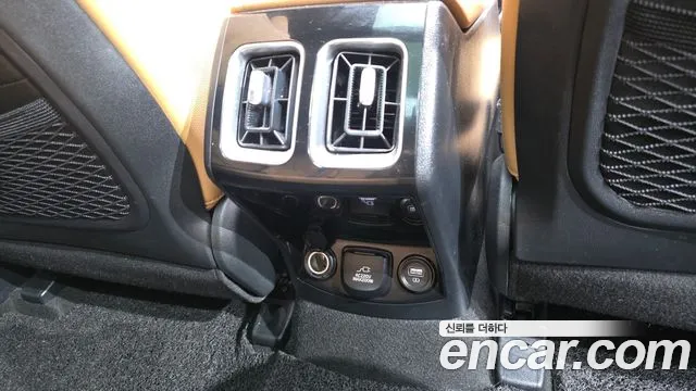 Kia Sorento — фото 36