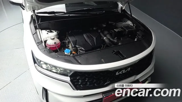 Kia Sorento — фото 6