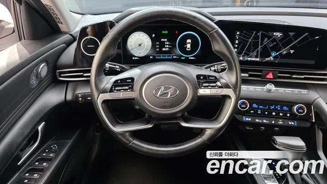 Hyundai Avante — фото 12