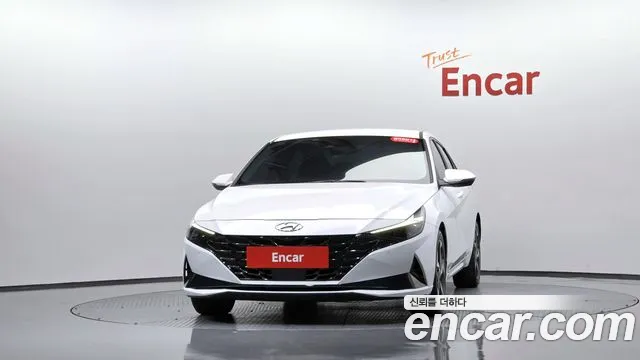 Hyundai Avante — фото 2