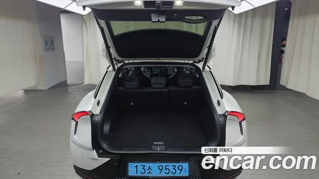 Kia EV6 — фото 15