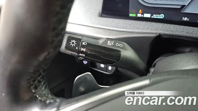 Kia EV6 — фото 29