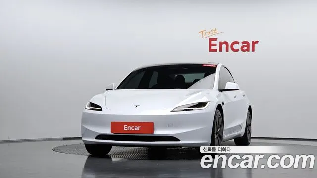 Tesla Model 3 — фото 2
