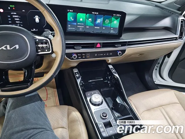 Kia Sorento — фото 11