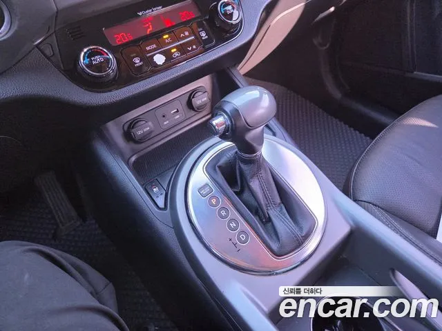 Kia Sportage — фото 11