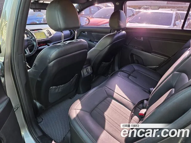 Kia Sportage — фото 6