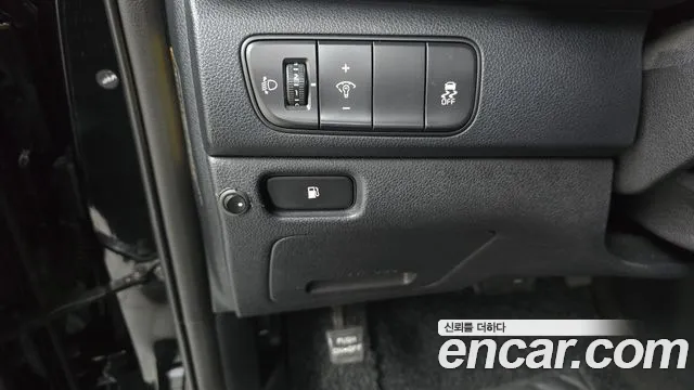 Kia Niro — фото 20