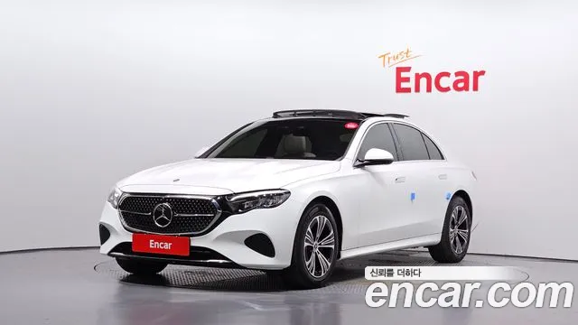 Mercedes-Benz E-Class — фото 1