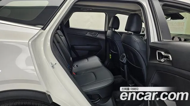 Kia Sportage — фото 11