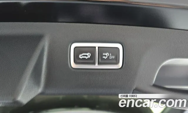 Kia Sorento — фото 15
