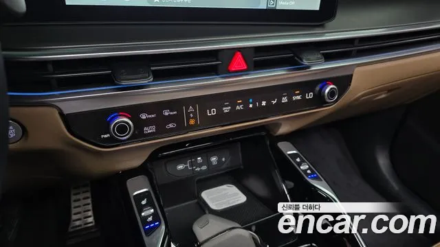 Kia Sorento — фото 32