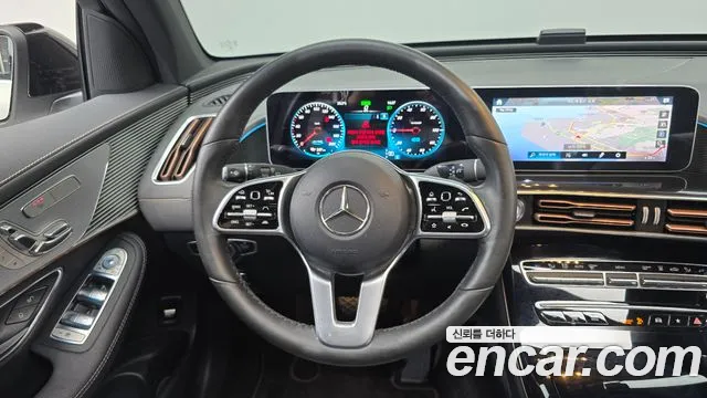 Mercedes-Benz EQC — фото 13