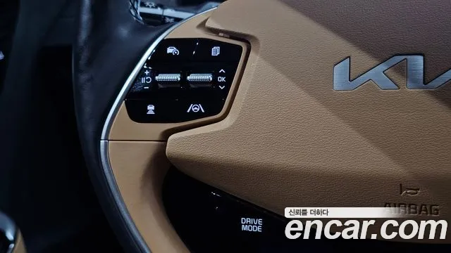 Kia EV6 — фото 17