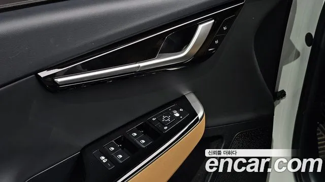Kia EV6 — фото 18