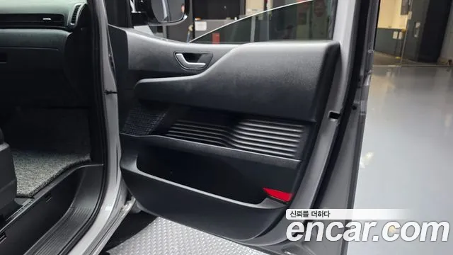 Hyundai Staria — фото 16