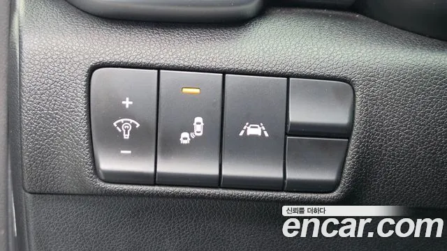 Kia Sportage — фото 12