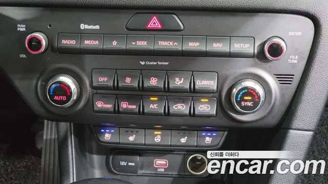 Kia Sportage — фото 16