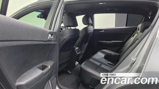 Kia Sportage — фото 17