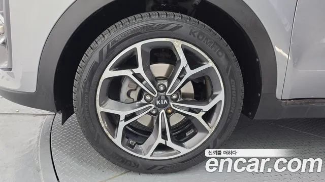 Kia Sportage — фото 5