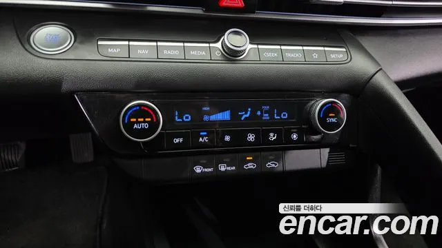 Hyundai Avante — фото 16