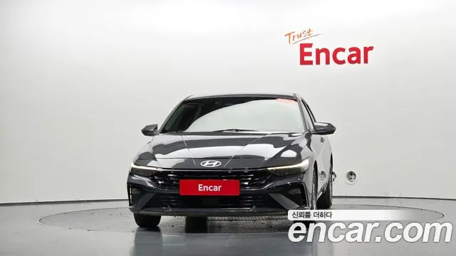 Hyundai Avante — фото 2