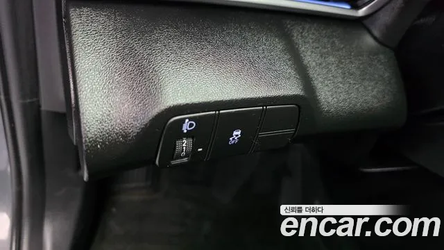 Hyundai Avante — фото 28