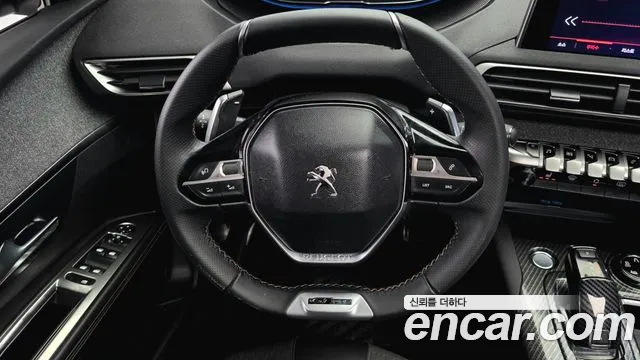 Peugeot 5008 — фото 13