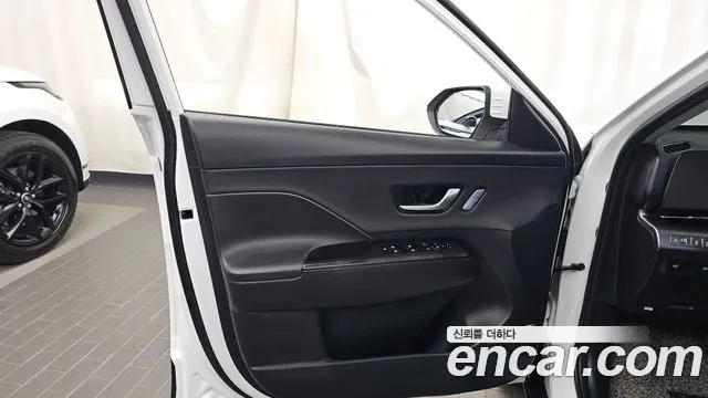 Hyundai Kona — фото 24