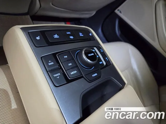 Hyundai Genesis — фото 5
