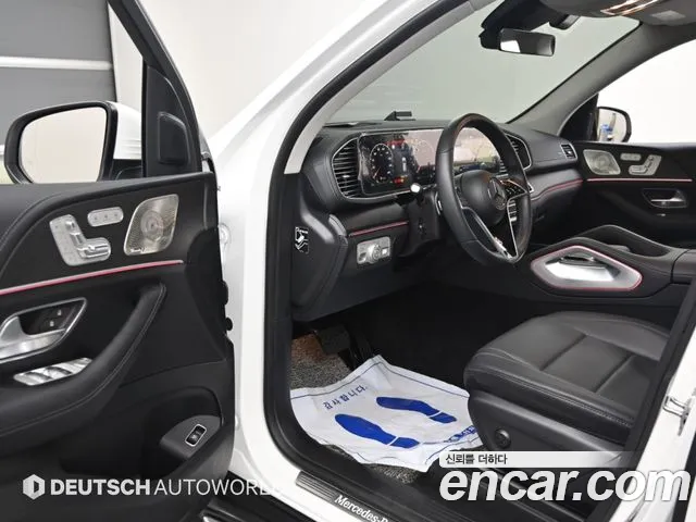 Mercedes-Benz GLE-Class — фото 11