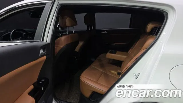 Kia Sportage — фото 26