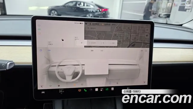 Tesla Model Y — фото 13